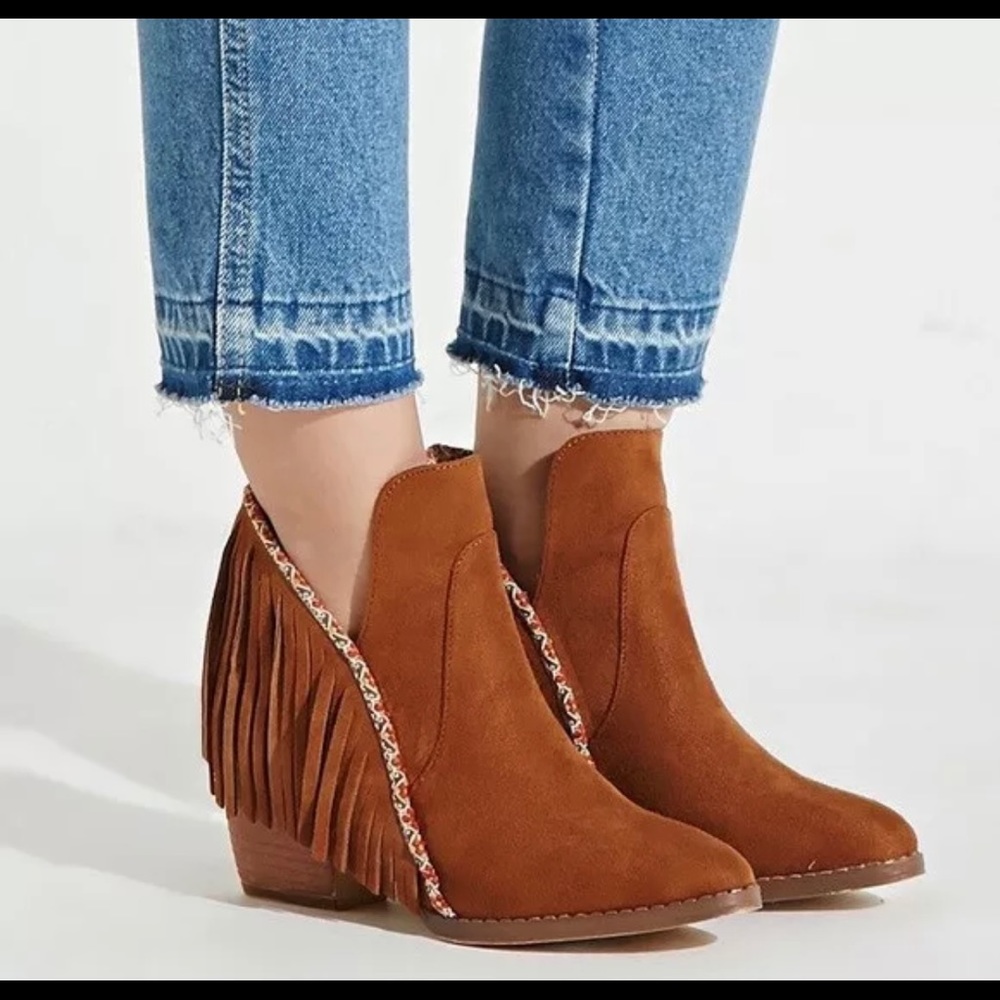 MIA Nikta Fringe Faux Suede Bootie Ankle Boot 10